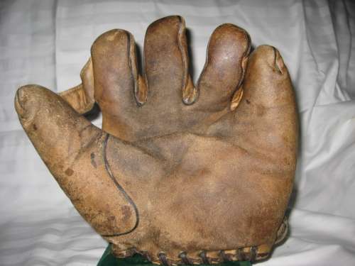 Rawlings 1 Inch Web Front